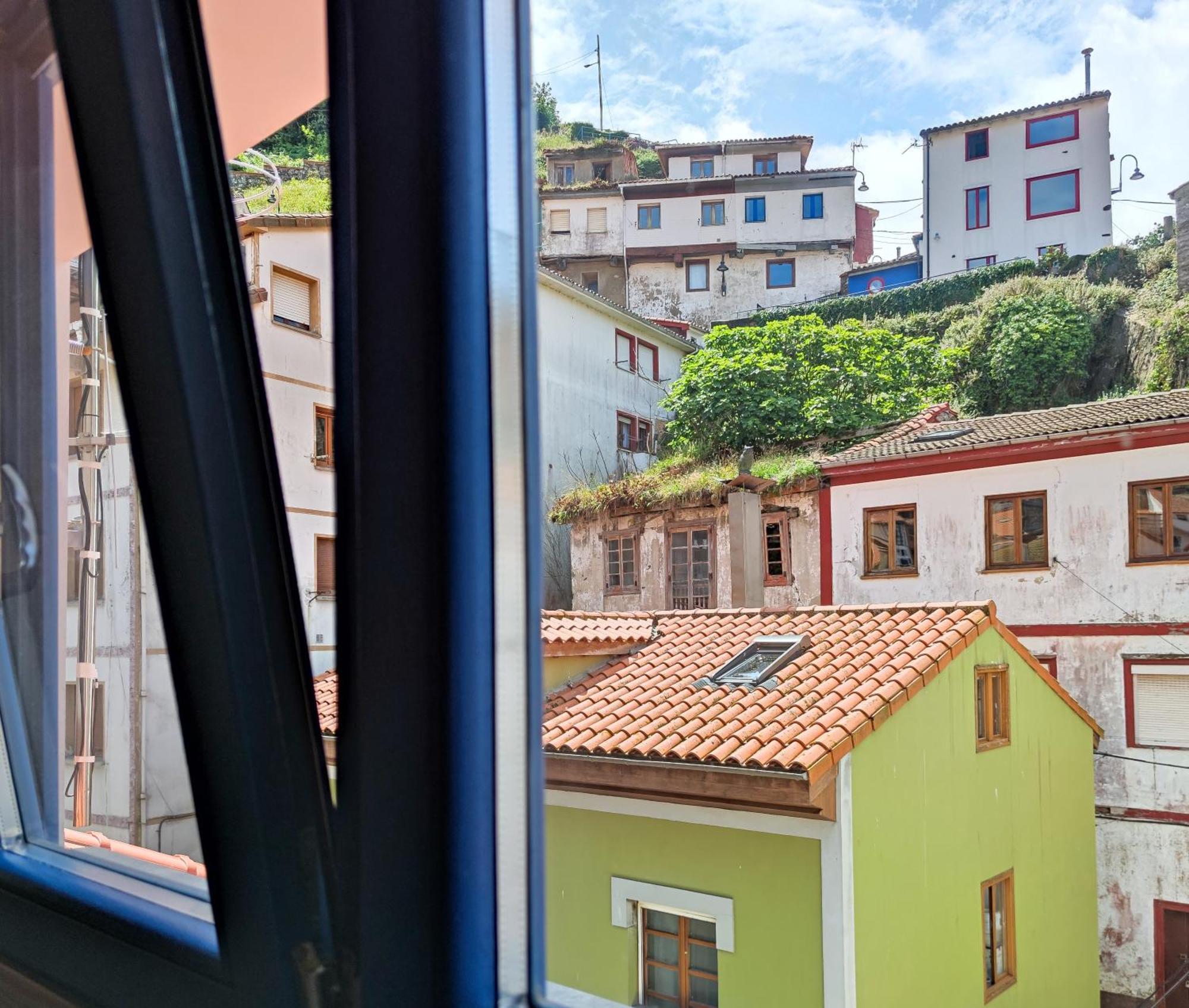 Villa Cudillero - Recep H Isabel Pokoj fotografie